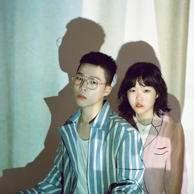 akmu
akdong musician
lee chan hyuk
lee su hyun
lee chan hyuk military