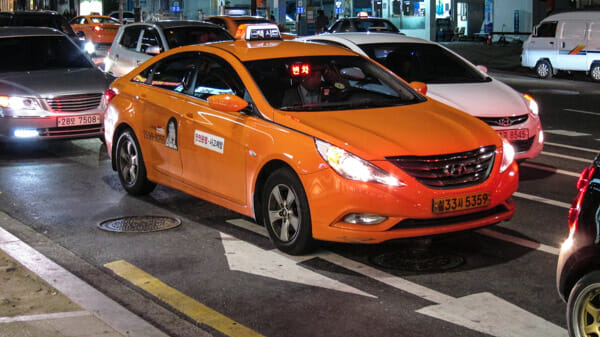 taxi
korea
transportation
transportation in south korea
deluxe taxi